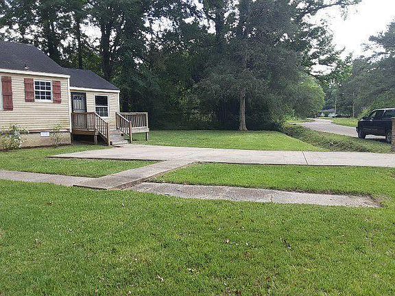 Front Yard