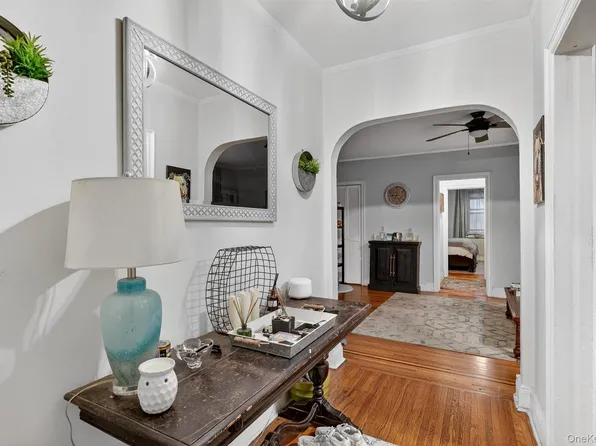 475 Bronx River Road #2D, Yonkers, NY 10704