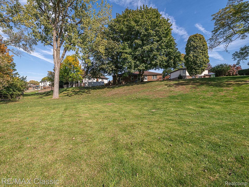 17161 Francavilla Dr, photo 3