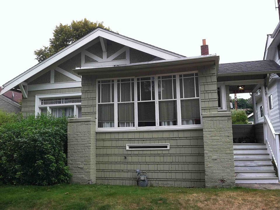 2nd image of 5648 12th Ave NE