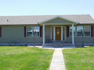228 W Splitlog St, Goodman, MO 64843