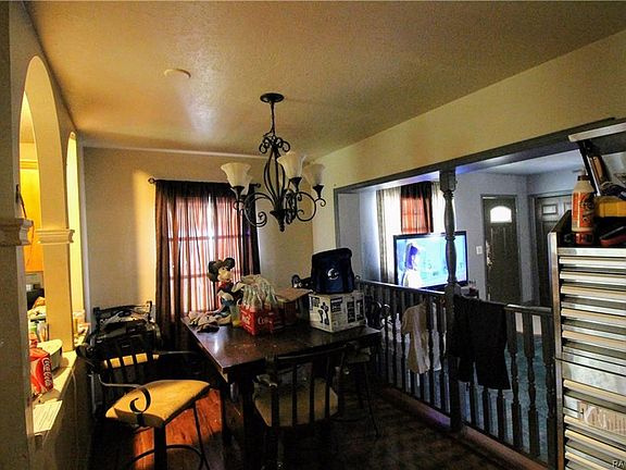 5th image of 8010 SE 1st Ave