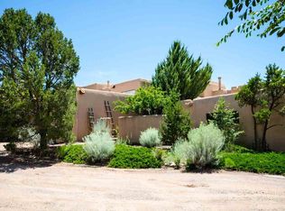 658 La Viveza Ct, Santa Fe, NM 87501