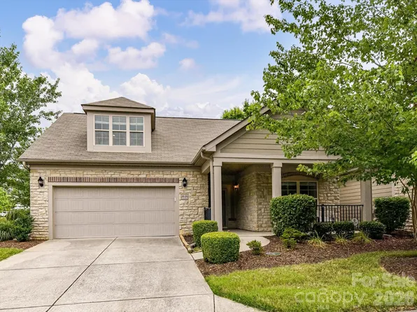 4415 Parkgate Dr, Matthews, NC 28105