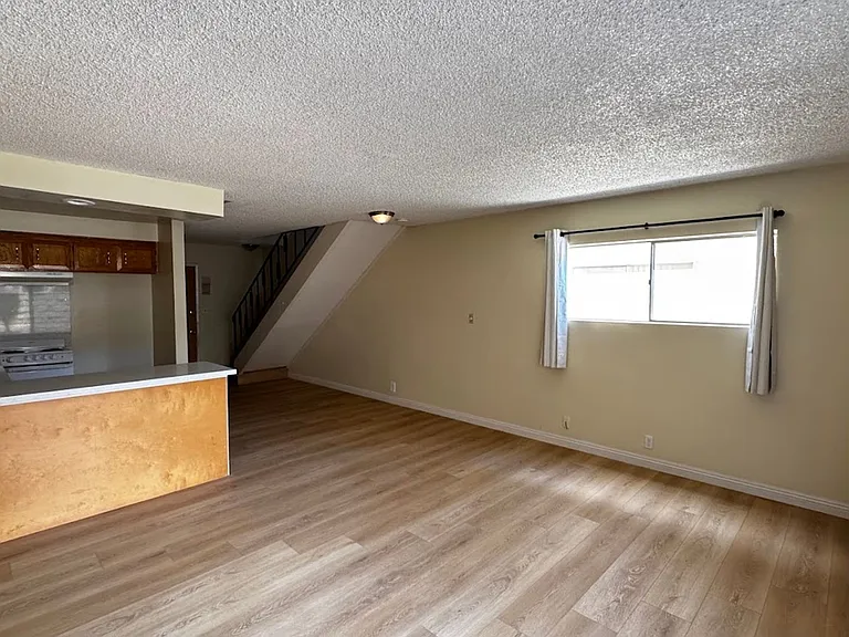 515 Fairview Ave — Photo 11