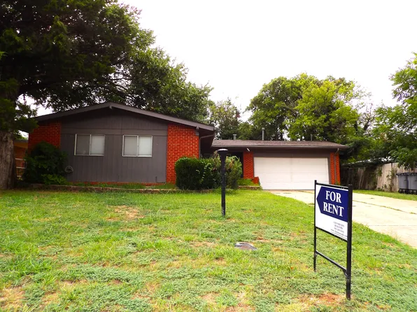 2516 NW 7th St, Lawton, OK 73507