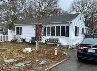 128 Shorewood Dr, East Falmouth, MA 02536