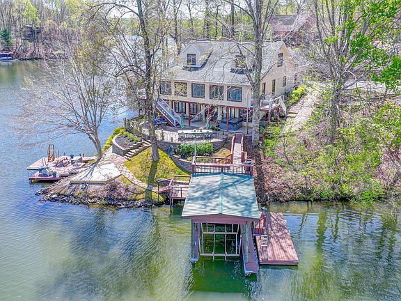 4th image of 1053 Hales Creek Dr