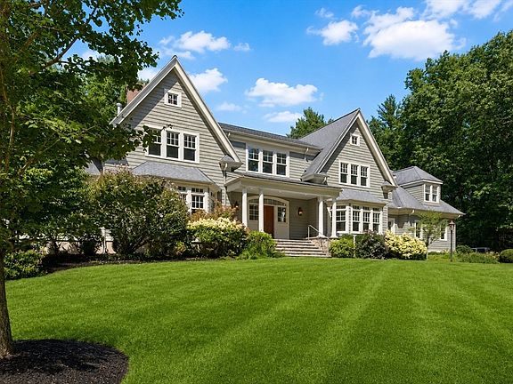 2nd image of 64 Tanglewood Way