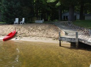 4030 Pineway Dr, Gladwin, MI 48624