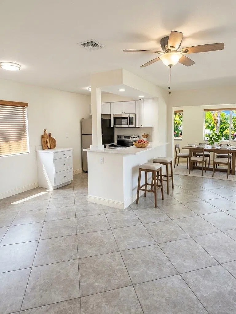 2 bed, 2.0 bath, 1100 sqft, $3,500 — Photo 4