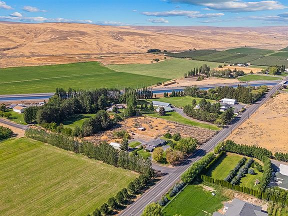 5th image of 2038 Road 18 NW