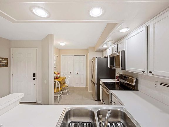 4th image of 13640 Worthington WAY #1902