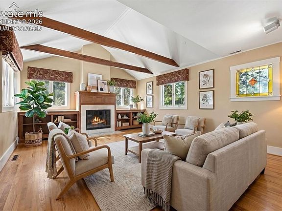 3rd image of 26 Oak Ave