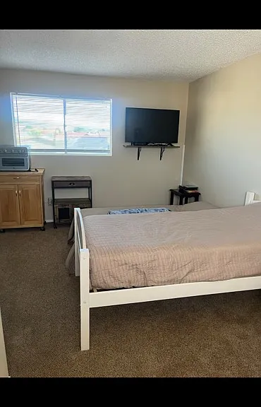 390 Riverfront Dr #3 — Photo 10