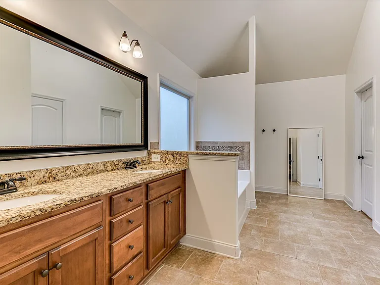 259 Wentworth Pl — Photo 30
