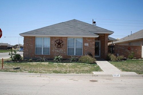 1st image of 5237 Coral Way