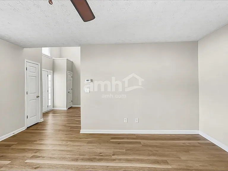 170 Labrea Blvd — Photo 8
