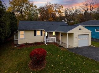 103 Century Dr, Syracuse, NY 13209