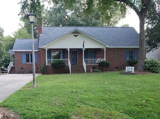 919 3rd St, Roanoke Rapids, NC 27870