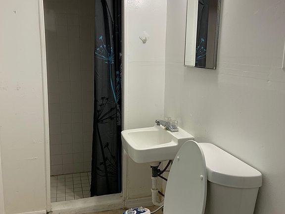 5th image of 2809B E Central Blvd