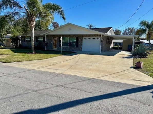 1603 Paradise Ln, Astor, FL 32102