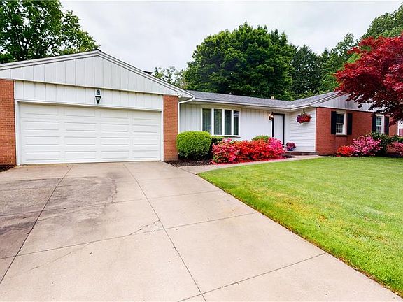 2nd image of 5104 Robinhood Ln