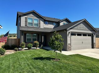 3503 Carnelian St, Medford, OR 97504