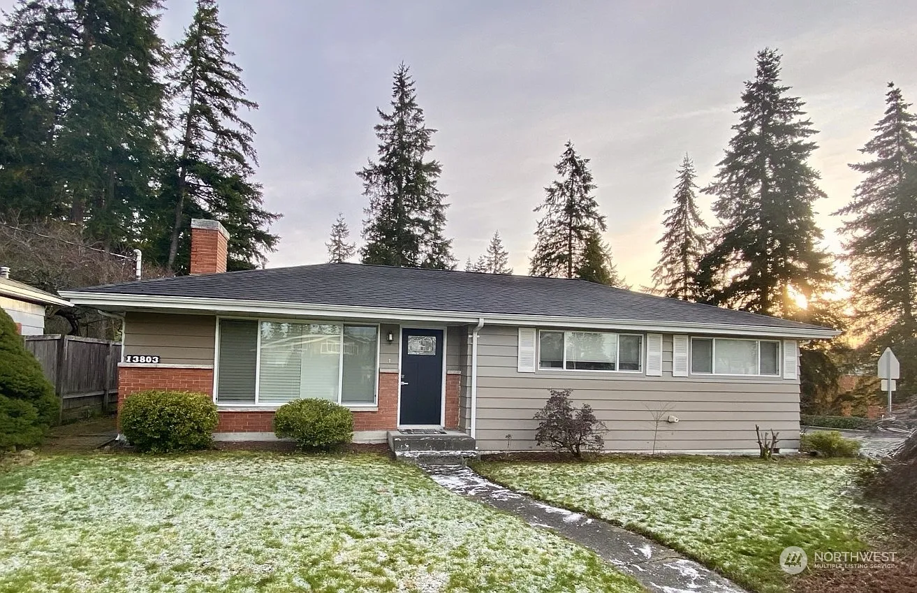 13803 SE 40th Street photo 1