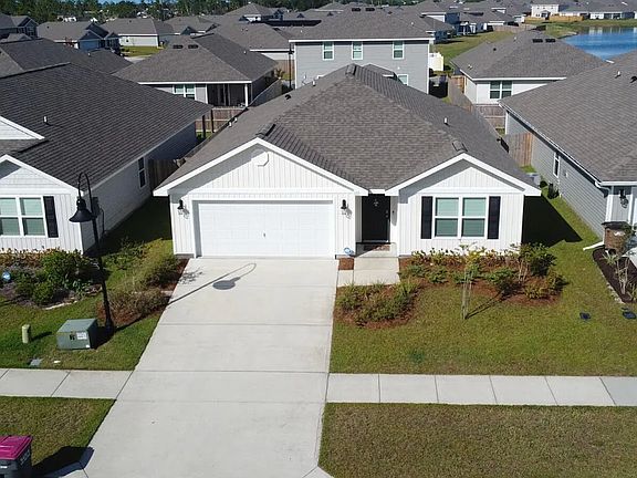 3rd image of 352 Bridge Harbor Dr