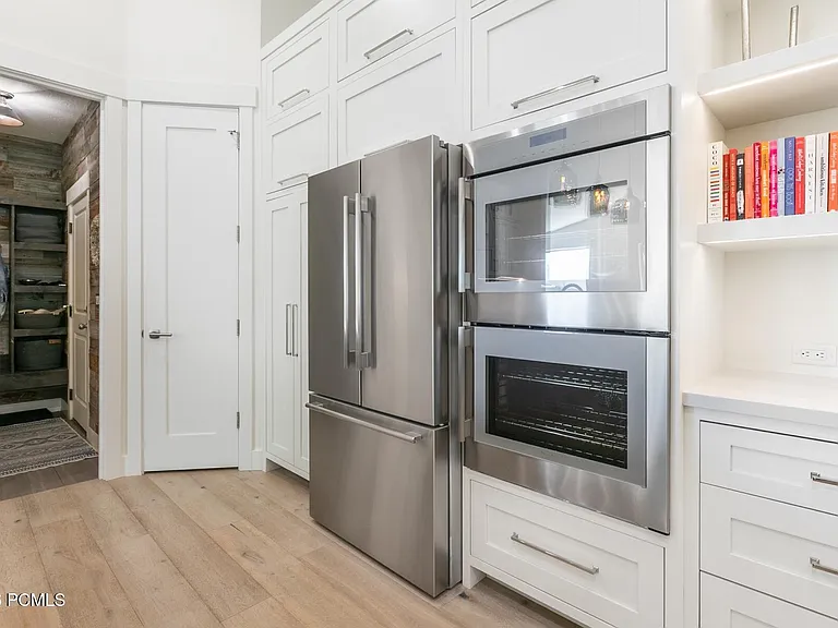 5310 N Lauralwood St — Photo 16