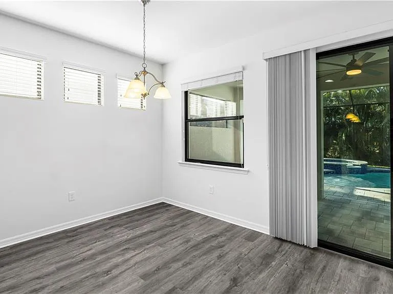 11195 Saint Roman Way — Photo 6