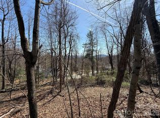 3 Fawn Turn, Hendersonville, NC 28739