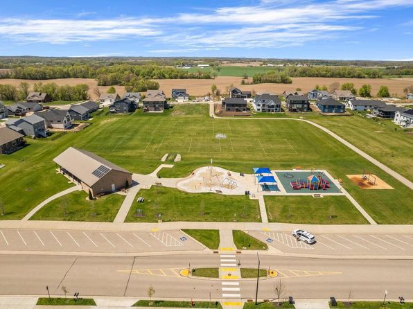 2017 Korgen Drive, Stoughton, WI 53589