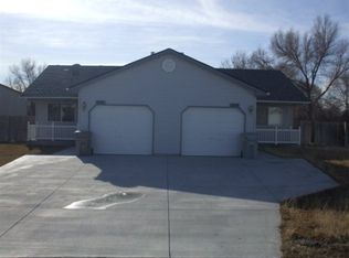 1227-1229 NW Nina Ct, Mountain Home, ID 83647