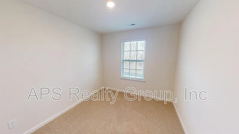 3 bed, 2.5 bath, $1,795 — Photo 2