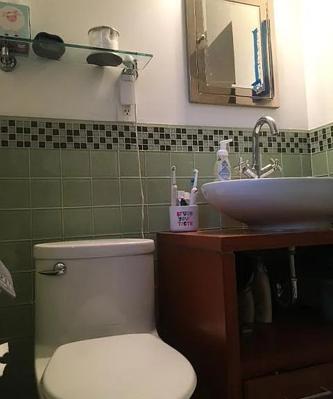 Bath 1 pic 2