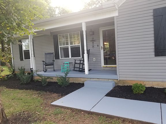 4th image of 2823 Meadowhill Dr