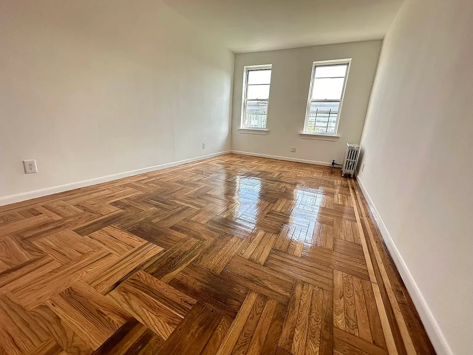 1560 Grand Concourse — Photo 2