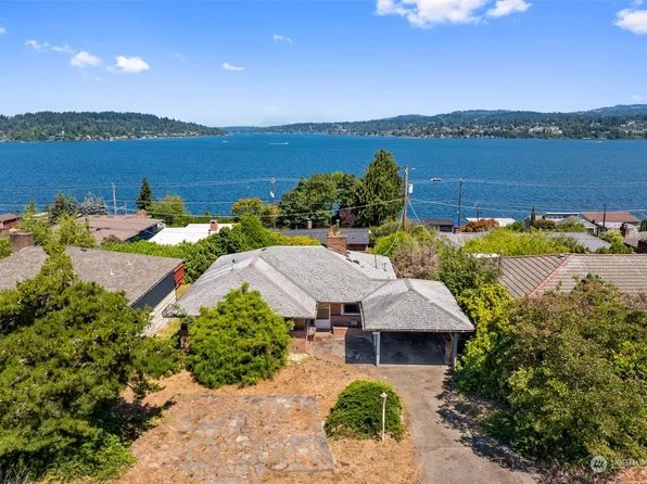 10850 Dixon Drive S, Seattle, WA 98178