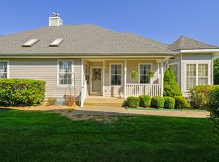 188 Scenic Lake Dr, Riverhead, NY 11901