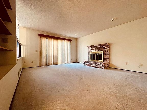 5th image of 971 Sunwood Way