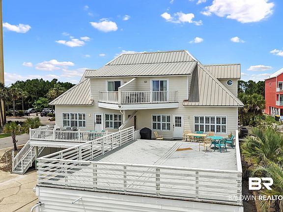 3rd image of 432 Dune Dr #A