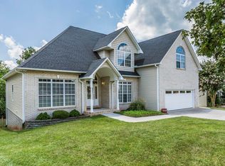 1116 Long Branch Dr, Knoxville, TN 37922
