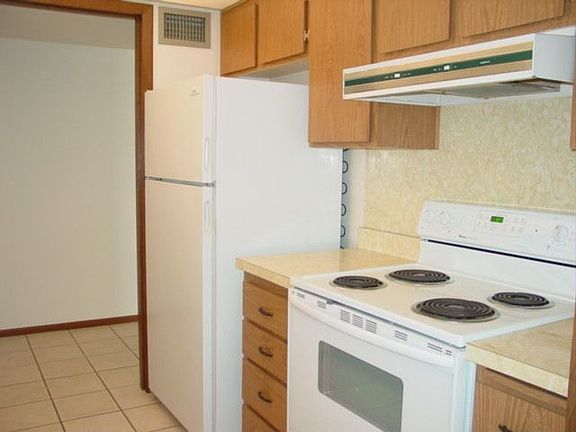 Step saver kitchen, with just enough room.