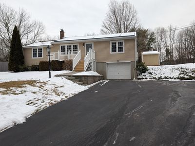 10 Harrington Rd, Charlton, MA, 01507