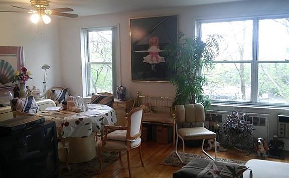 5th image of 177 E Hartsdale Ave APT 5W