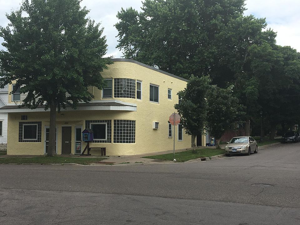 1st image of 420 Hamline Ave S APT 4