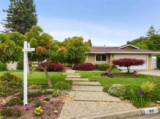 90 Brookfield Dr, Moraga, CA 94556