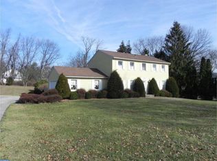 39 Richard Lee Ln, Phoenixville, PA 19460